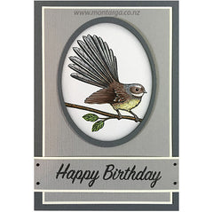 Fantail in Oval Frame